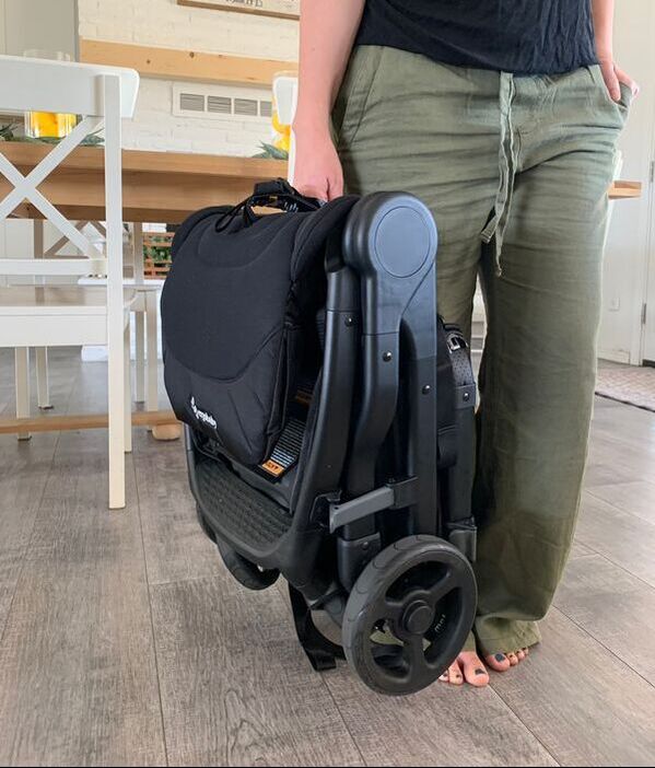 Everything to Know About Traveling with Metro+ - Ergobaby Blog